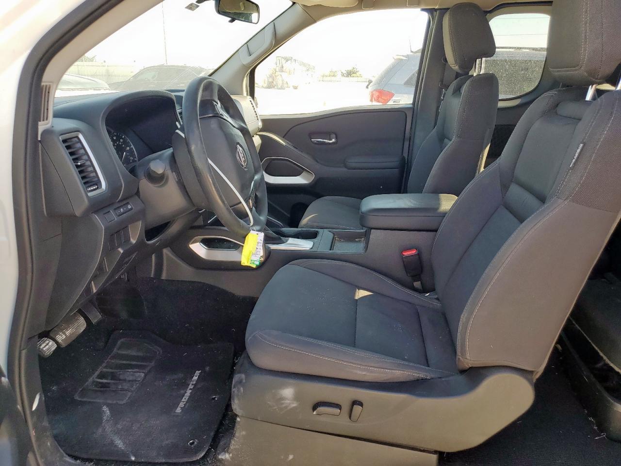 2024 NISSAN Frontier