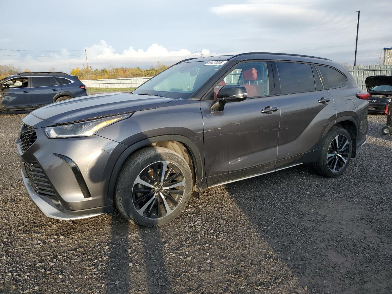 2021 TOYOTA HIGHLANDER