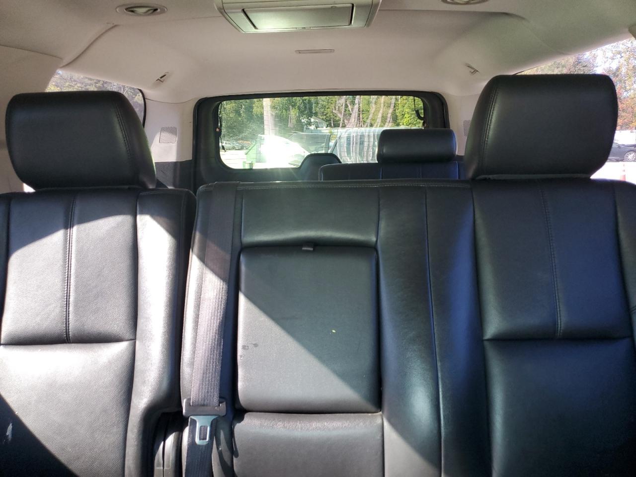 2013 CHEVROLET Suburban
