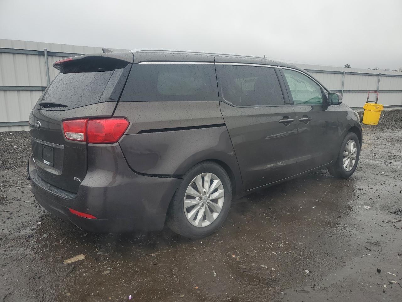 2017 KIA SEDONA