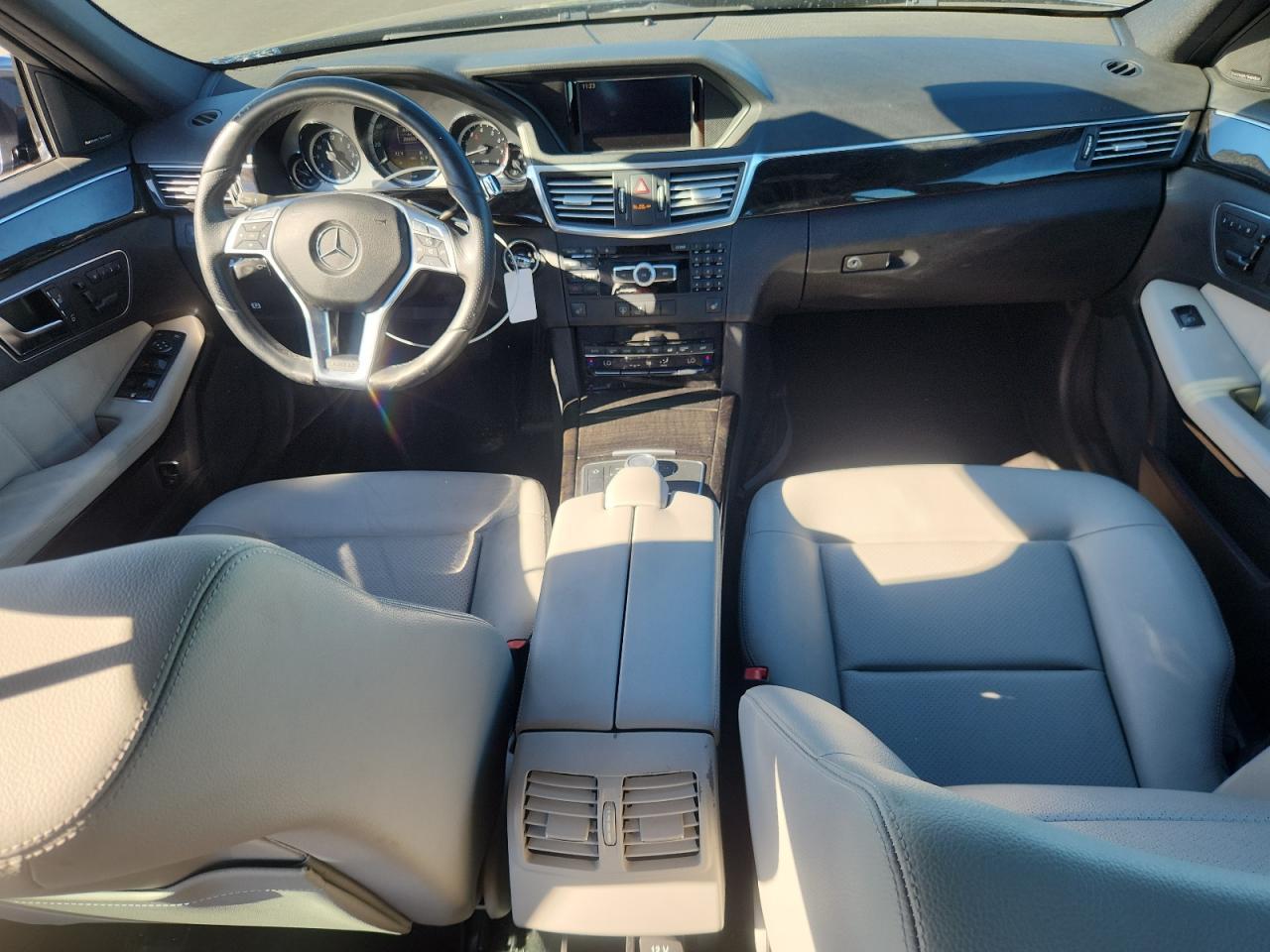 2012 MERCEDES-BENZ E-Class