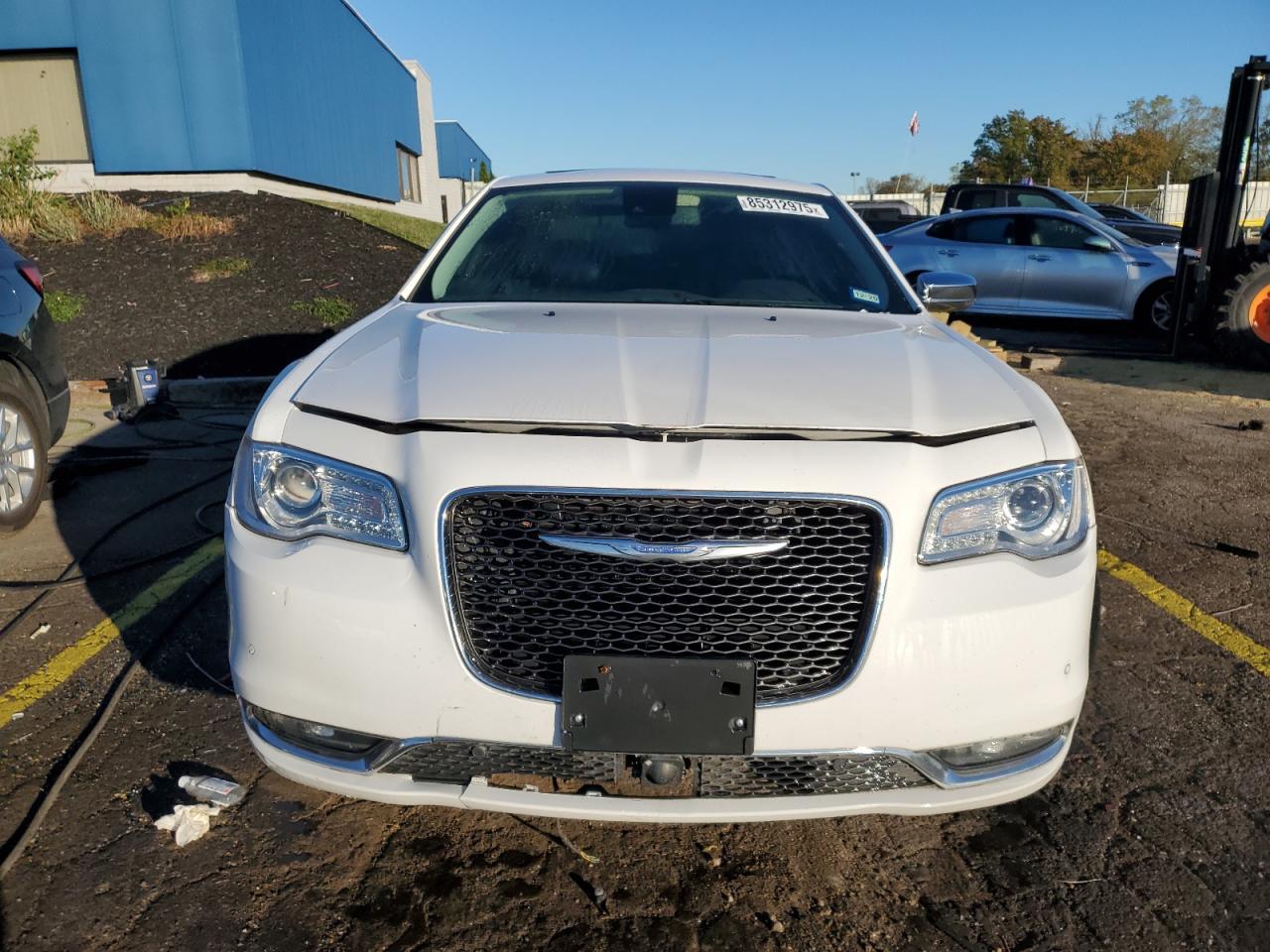 2017 CHRYSLER 300