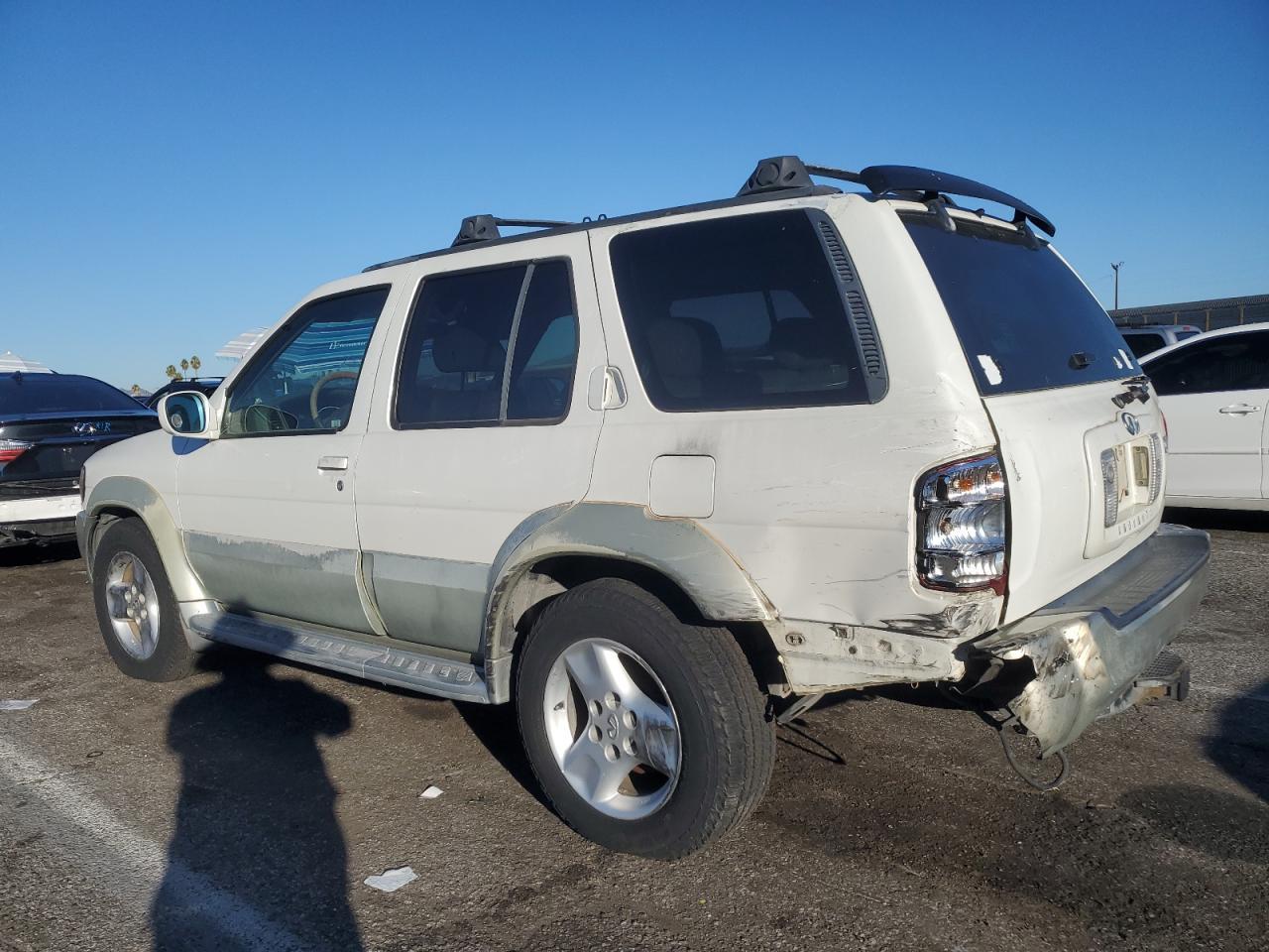 2001 INFINITI QX4