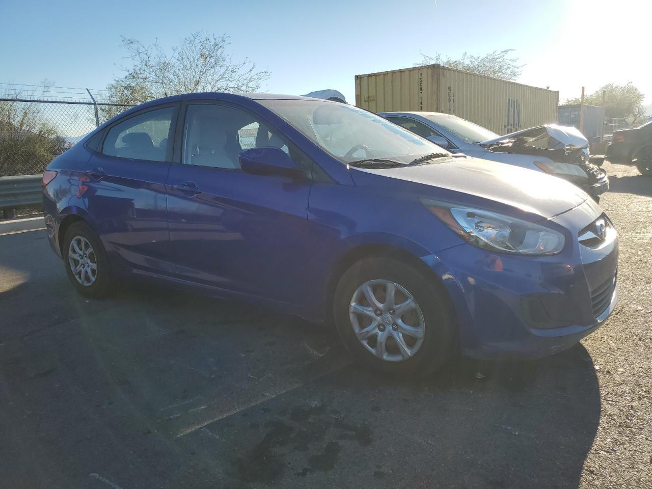 2012 HYUNDAI ACCENT