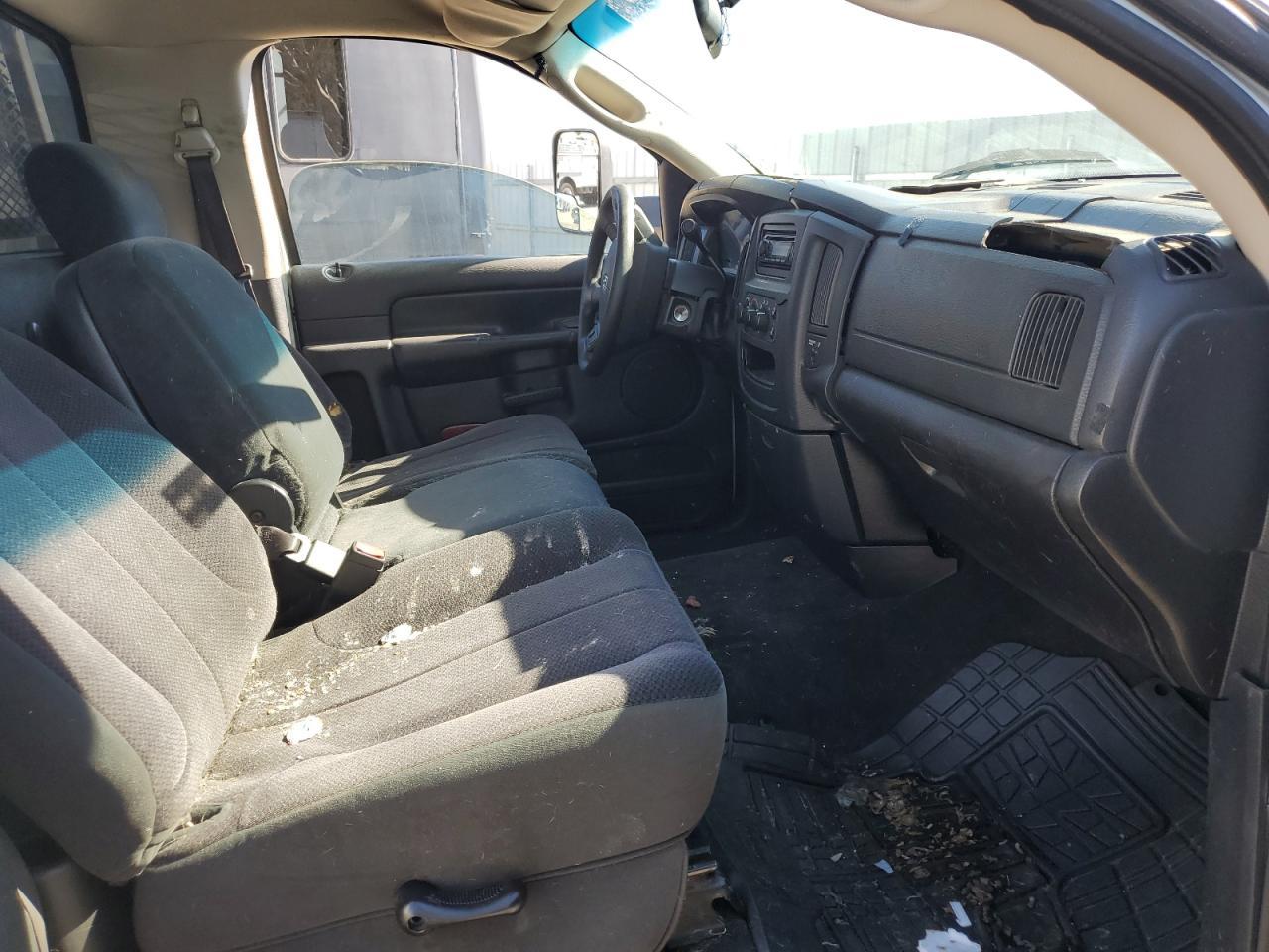 2004 DODGE Ram 3500