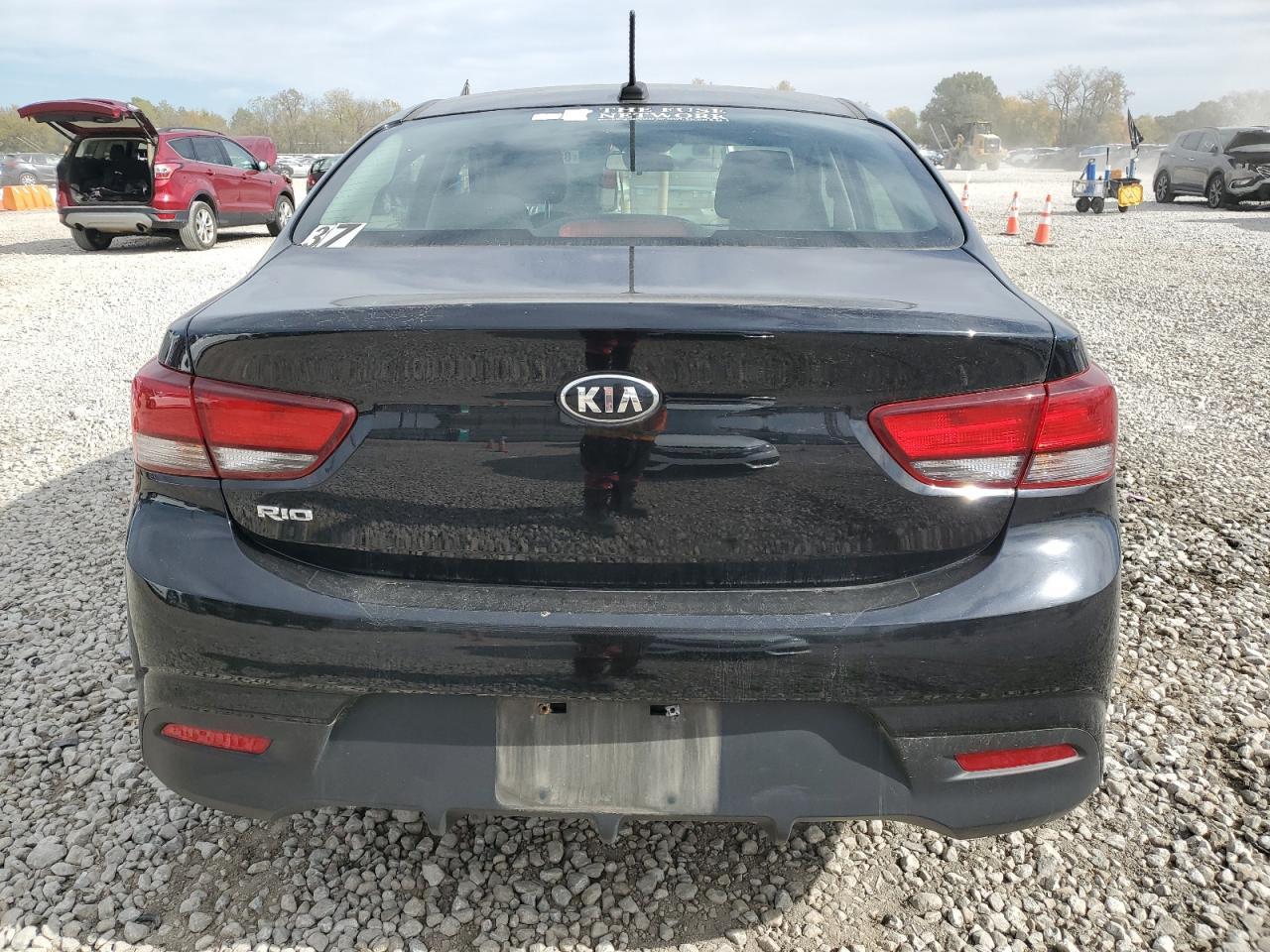 2018 KIA RIO