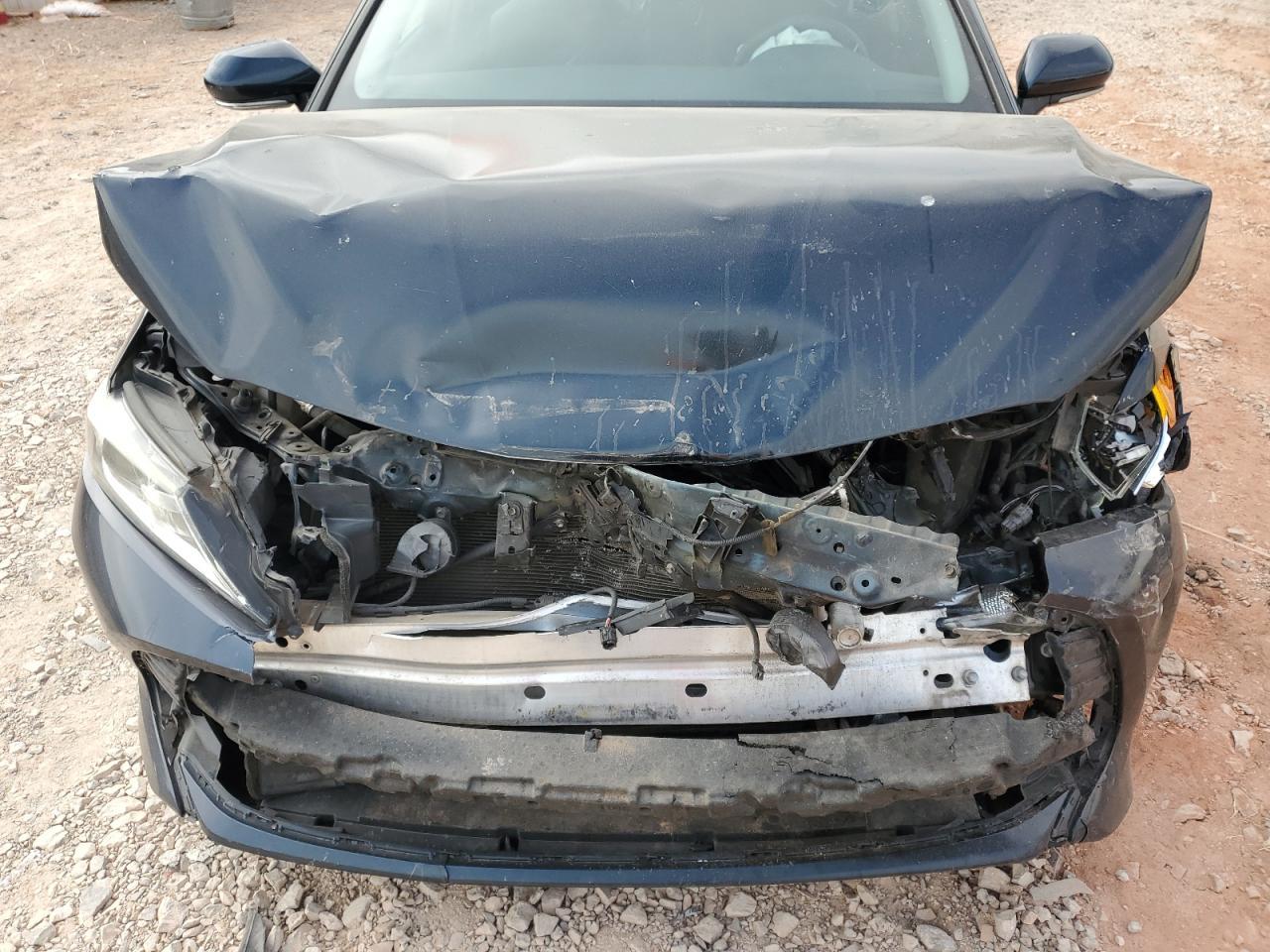 2018 TOYOTA CAMRY