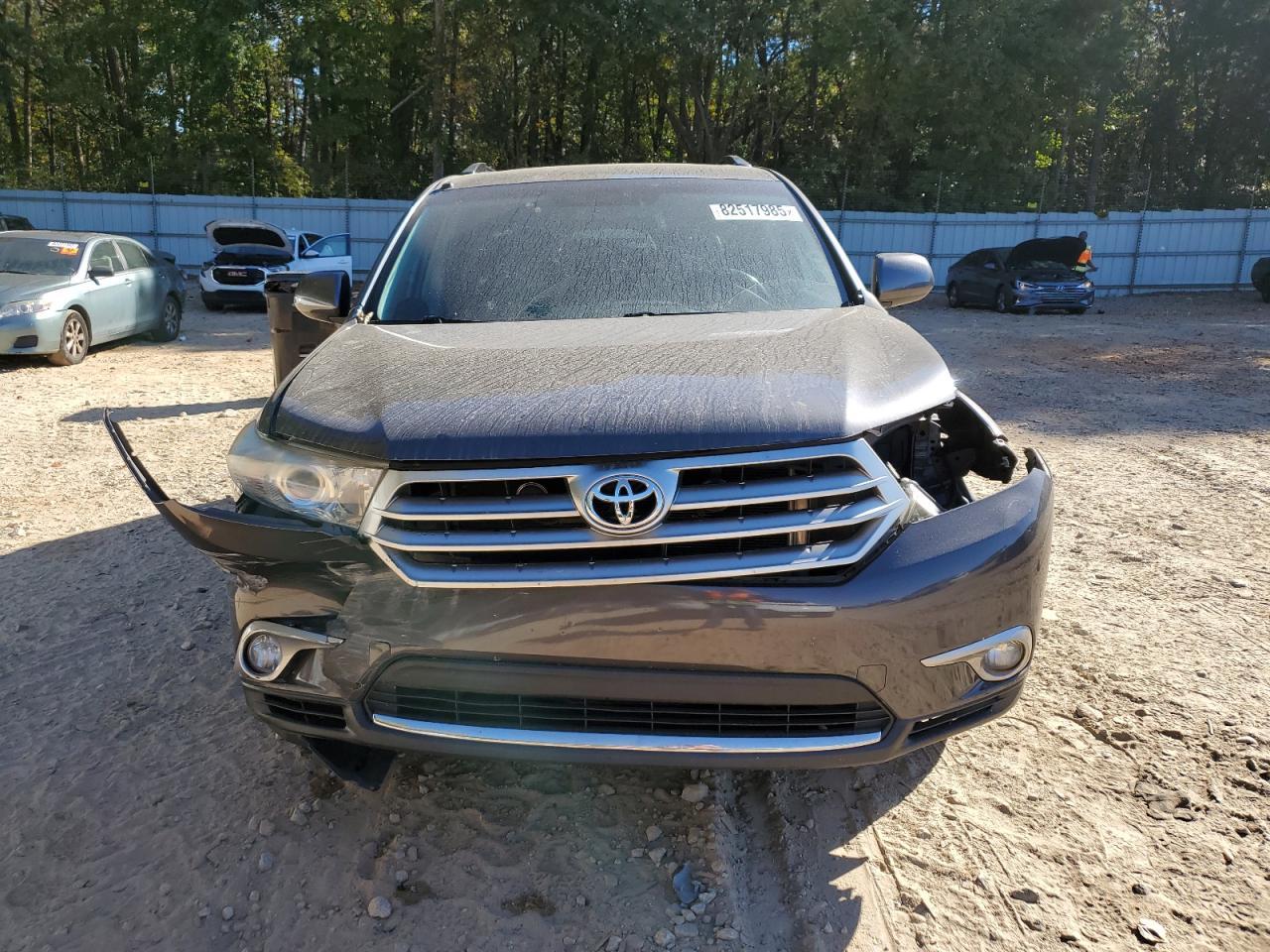 2013 TOYOTA HIGHLANDER