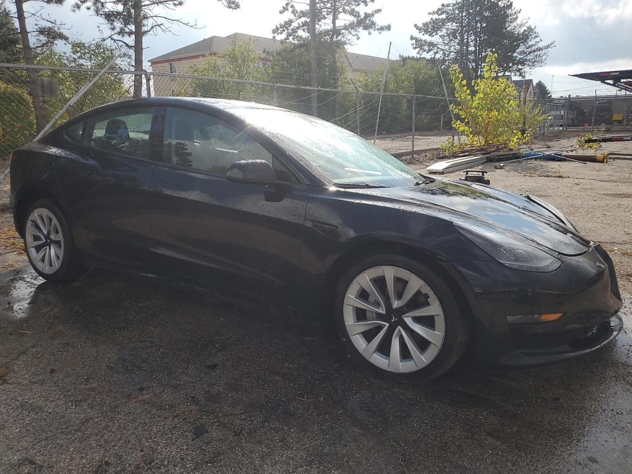 2022 TESLA MODEL 3