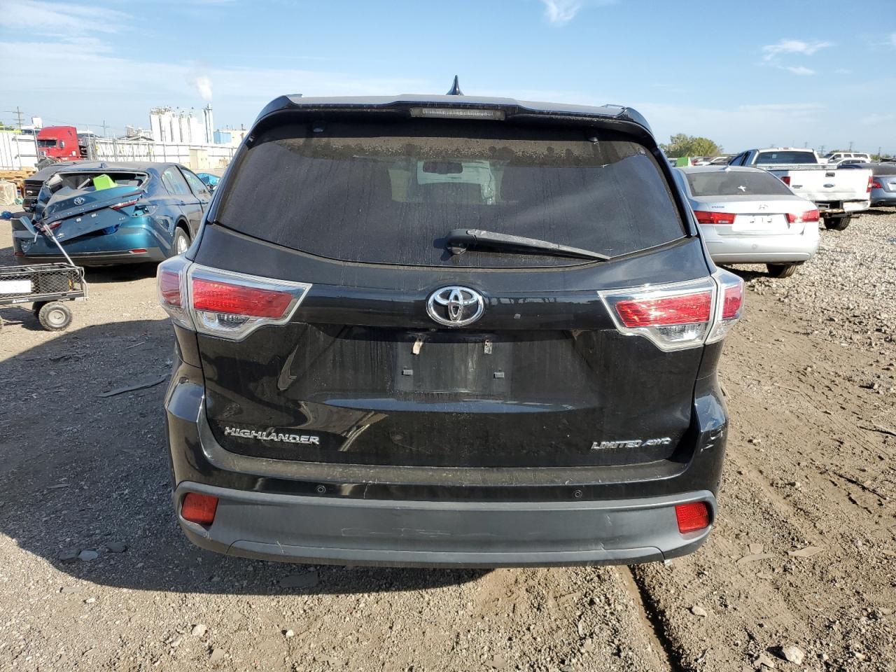 2015 TOYOTA HIGHLANDER