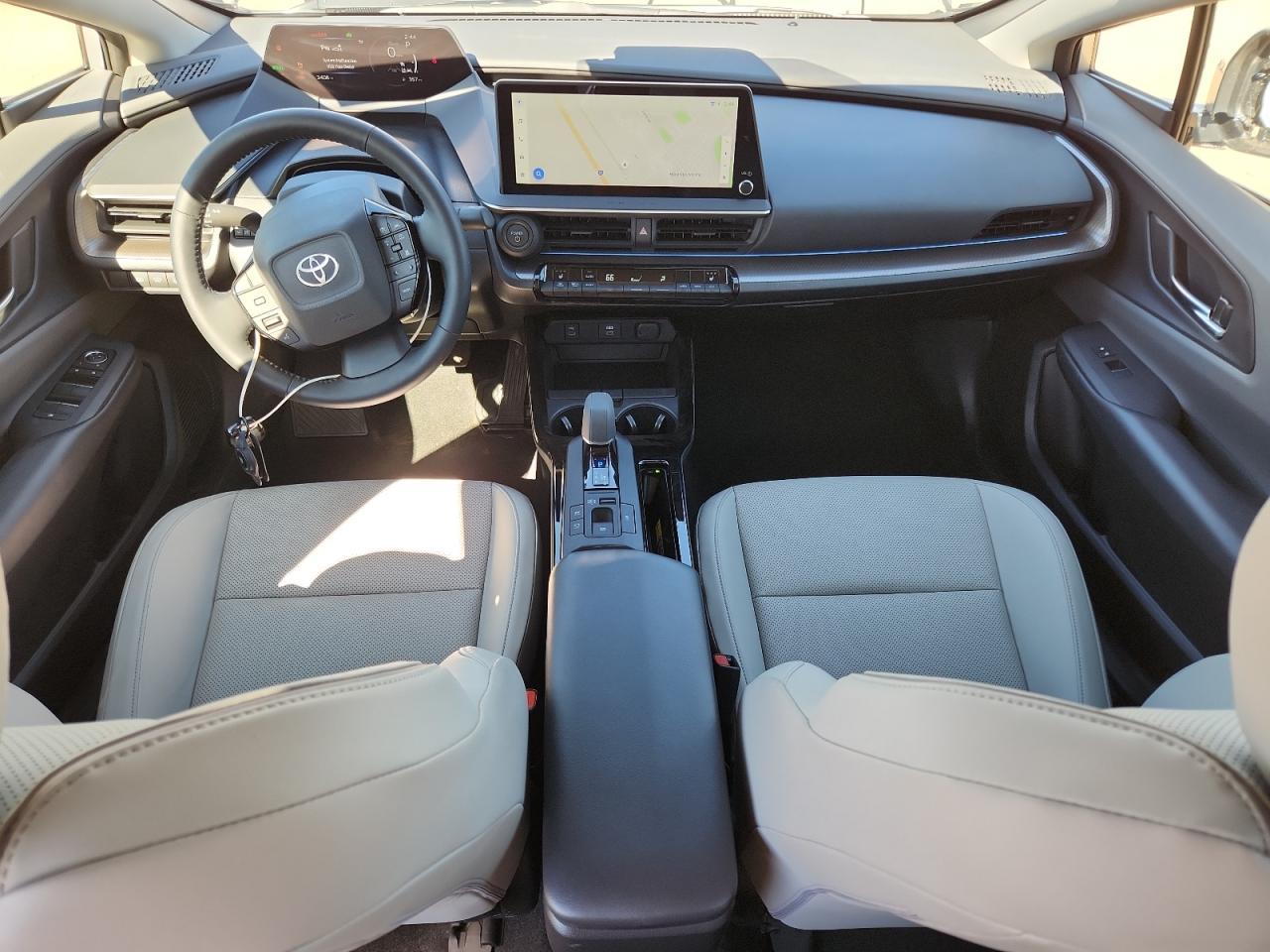 2025 TOYOTA PRIUS