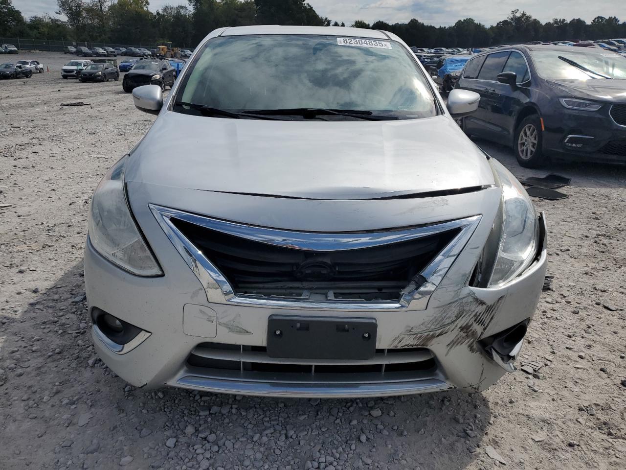2017 NISSAN VERSA