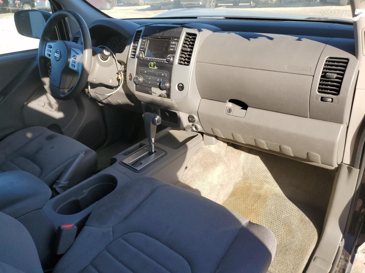 2017 NISSAN Frontier