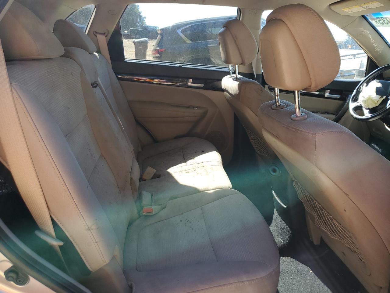 2014 KIA SORENTO