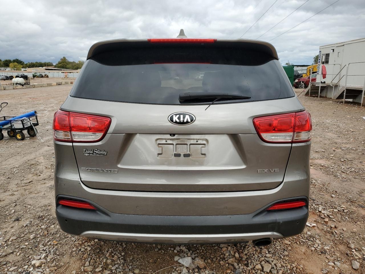 2016 KIA SORENTO