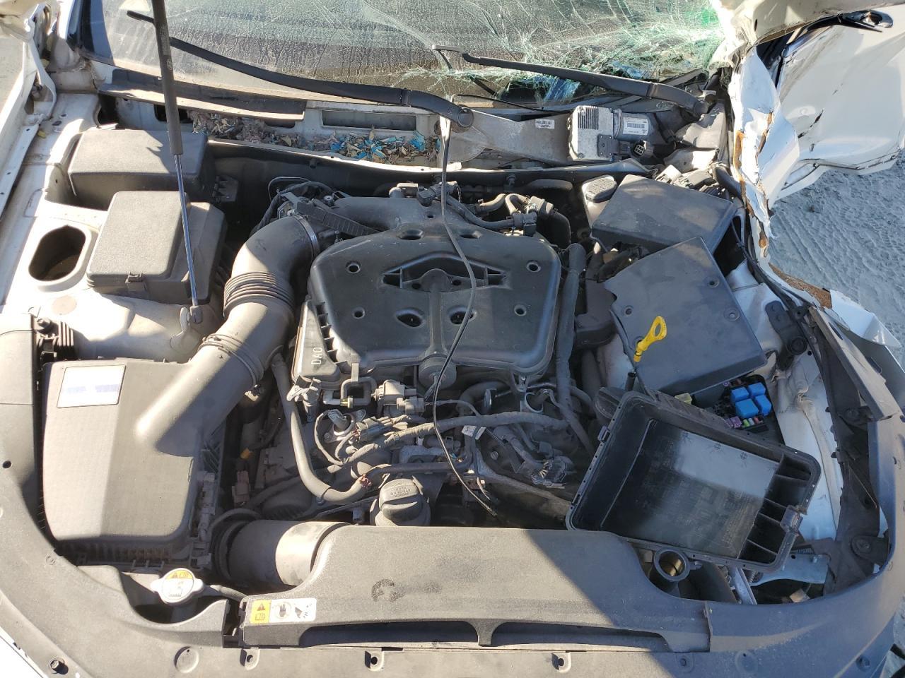 2012 HYUNDAI GENESIS