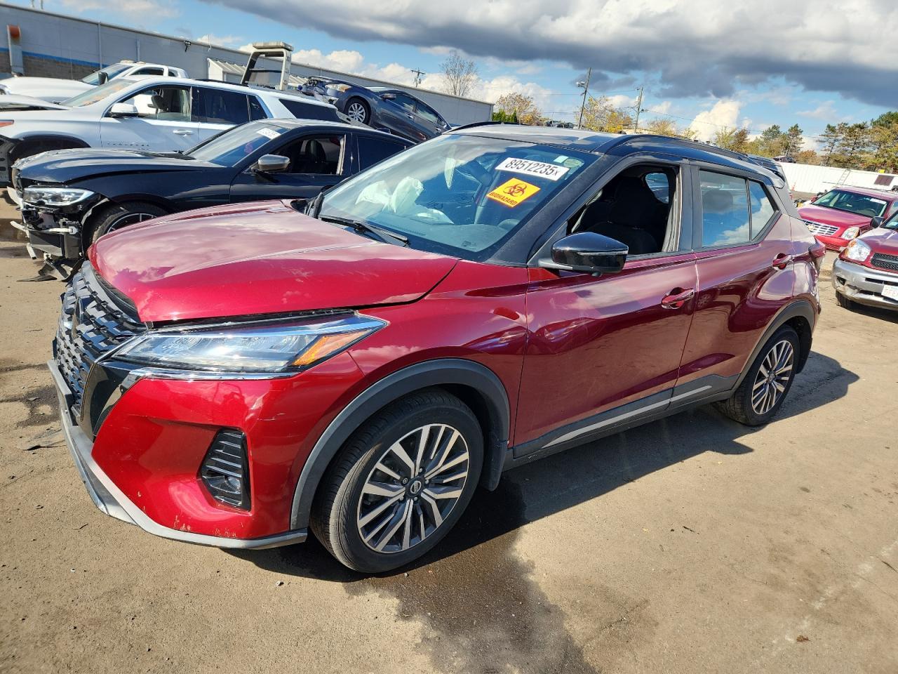 2021 NISSAN KICKS