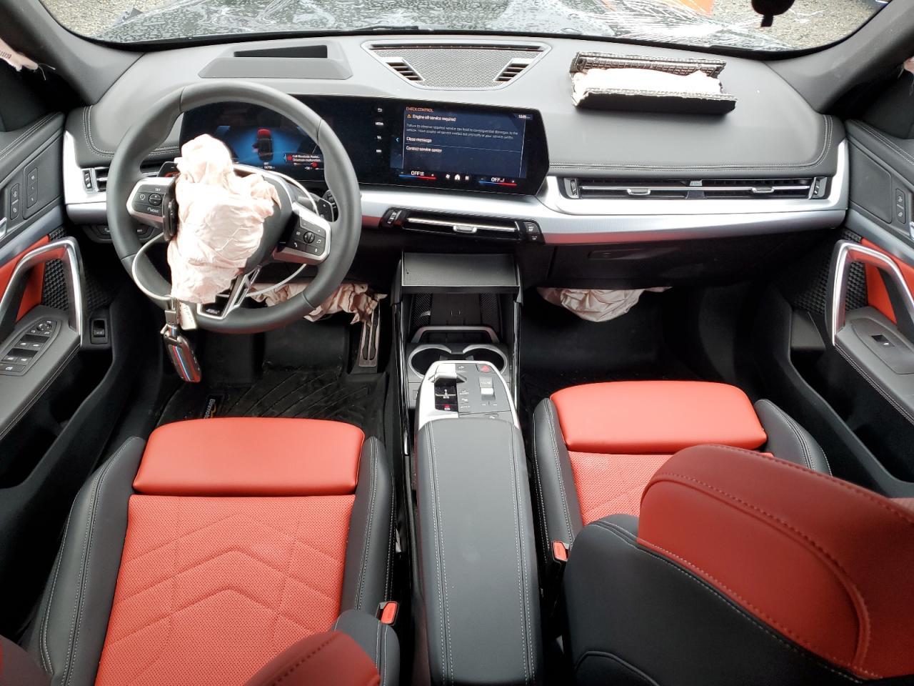 2025 BMW X1