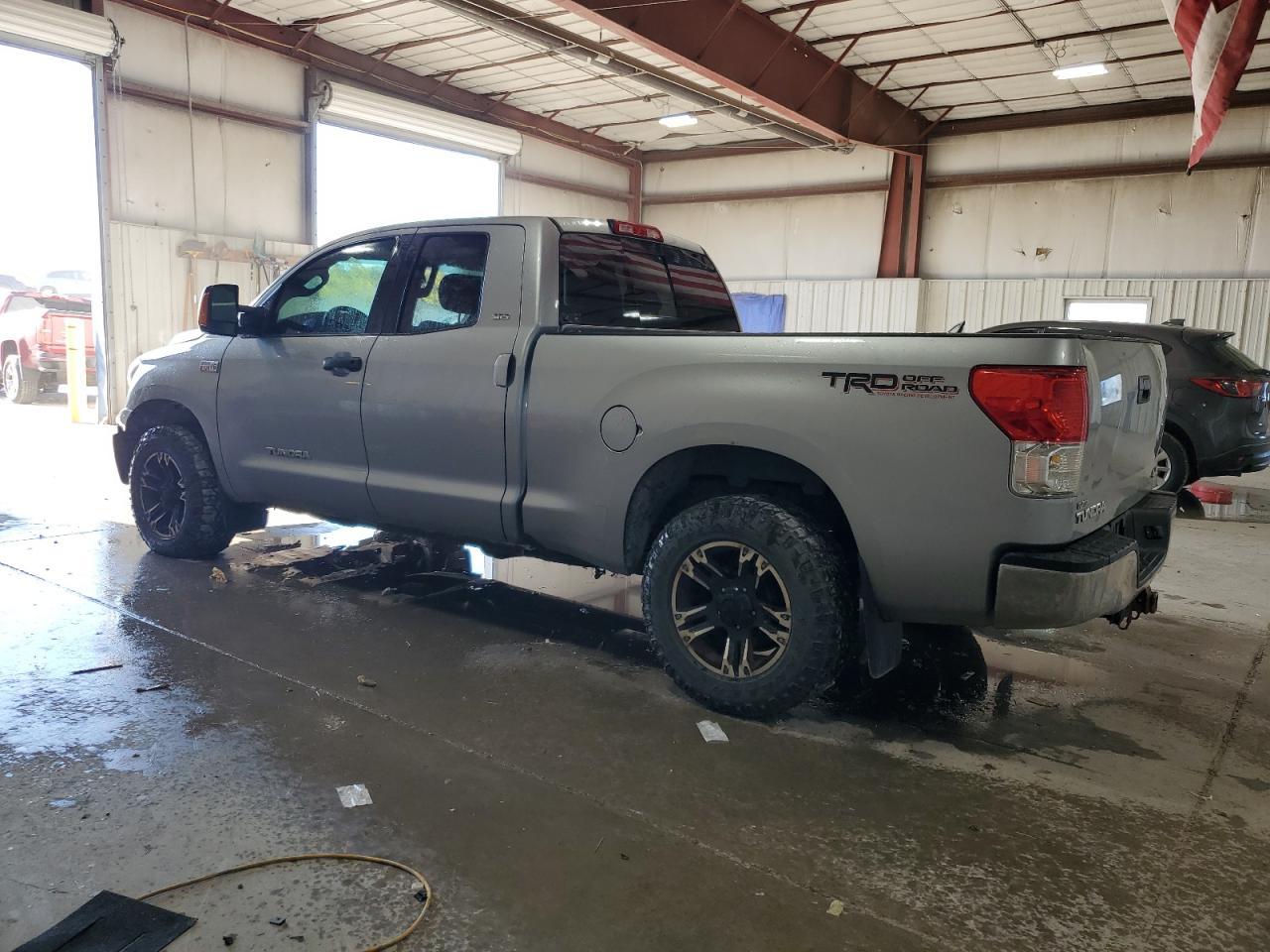 2010 TOYOTA TUNDRA