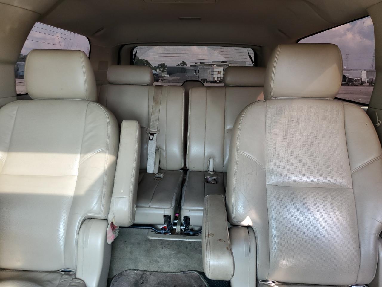 2018 CADILLAC Escalade ESV