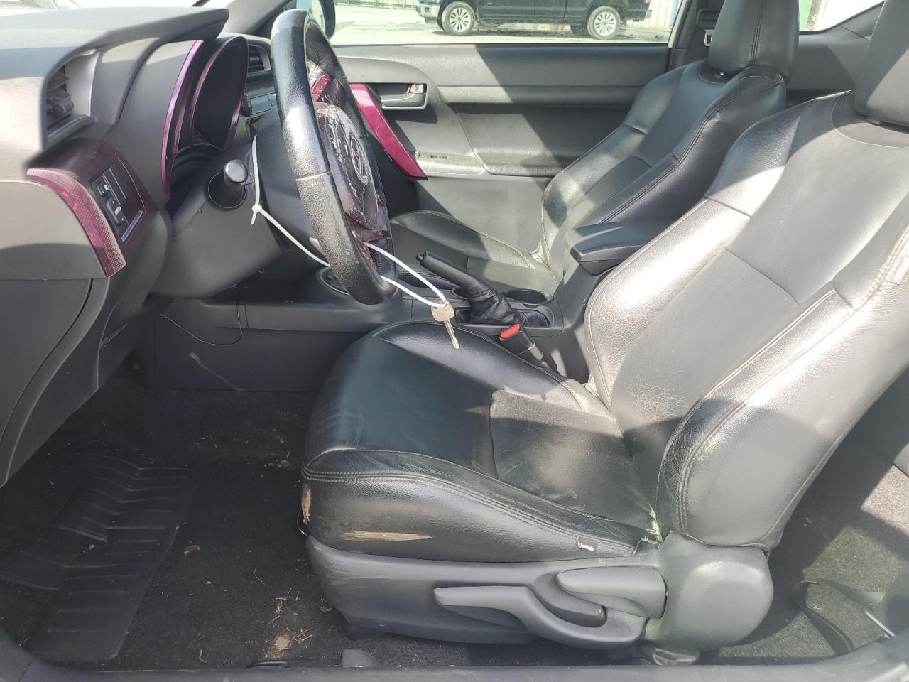 2013 TOYOTA SCION