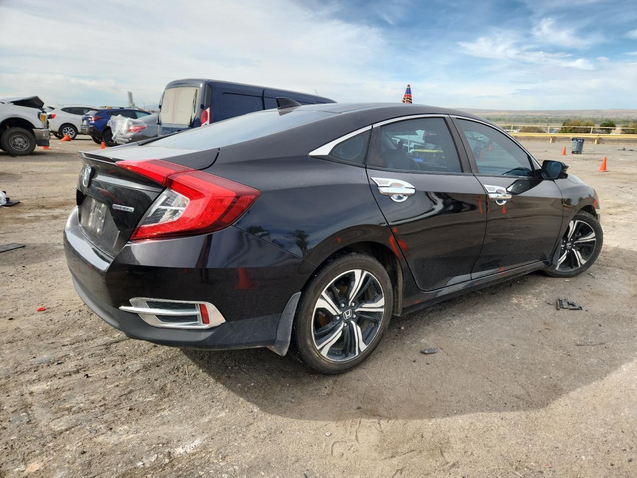 2016 HONDA CIVIC