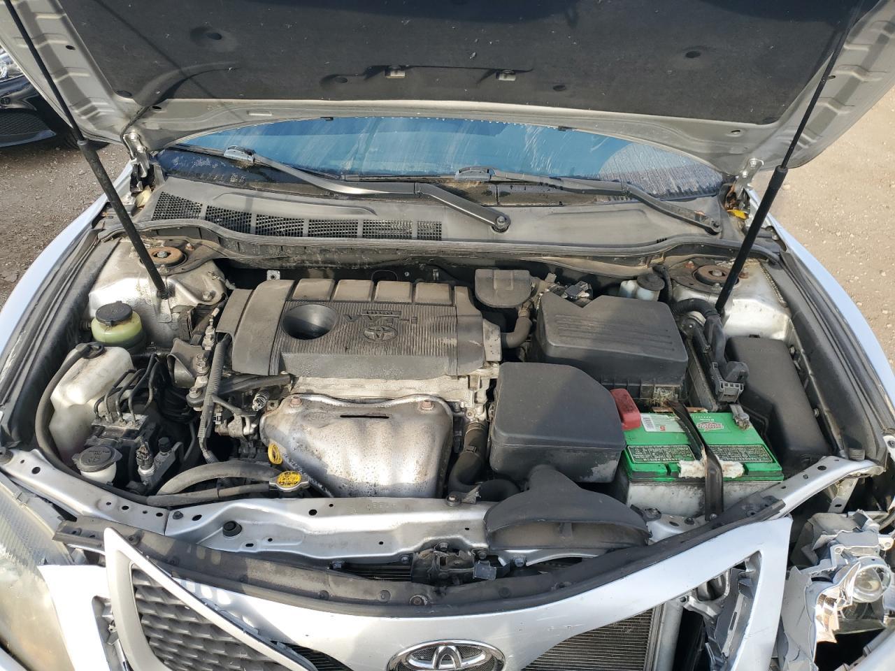2011 TOYOTA CAMRY