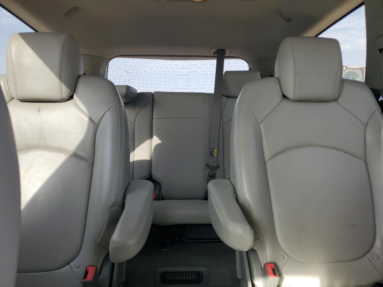 2010 CHEVROLET TRAVERSE