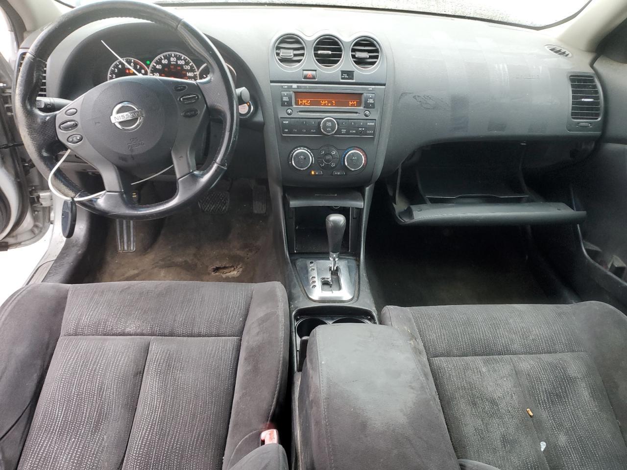 2010 NISSAN ALTIMA