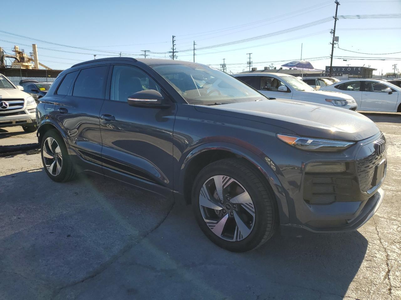 2025 AUDI Q6 e-tron