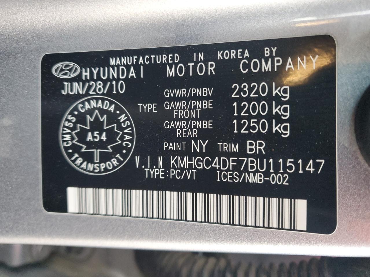 2011 HYUNDAI GENESIS