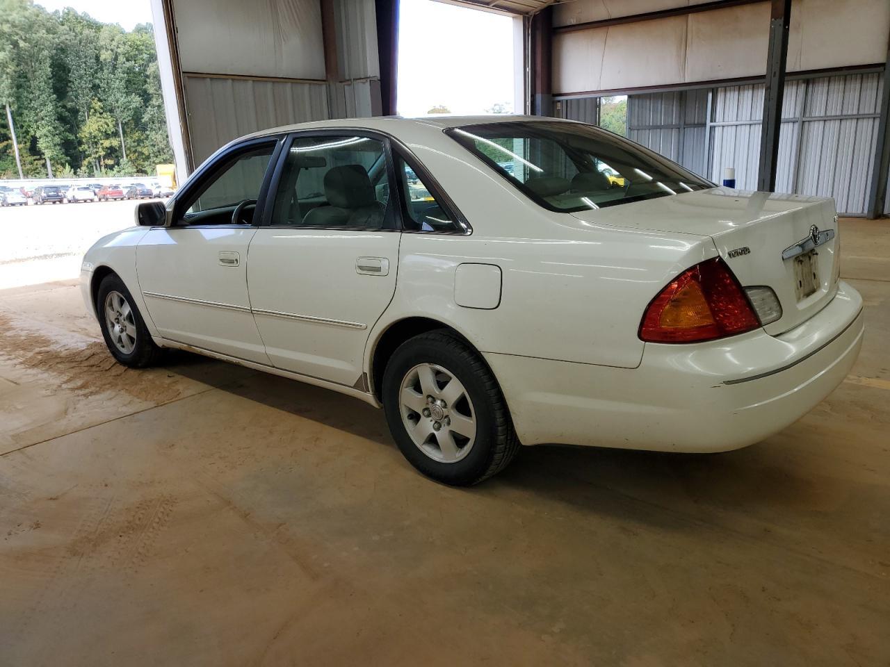 2001 TOYOTA Avalon