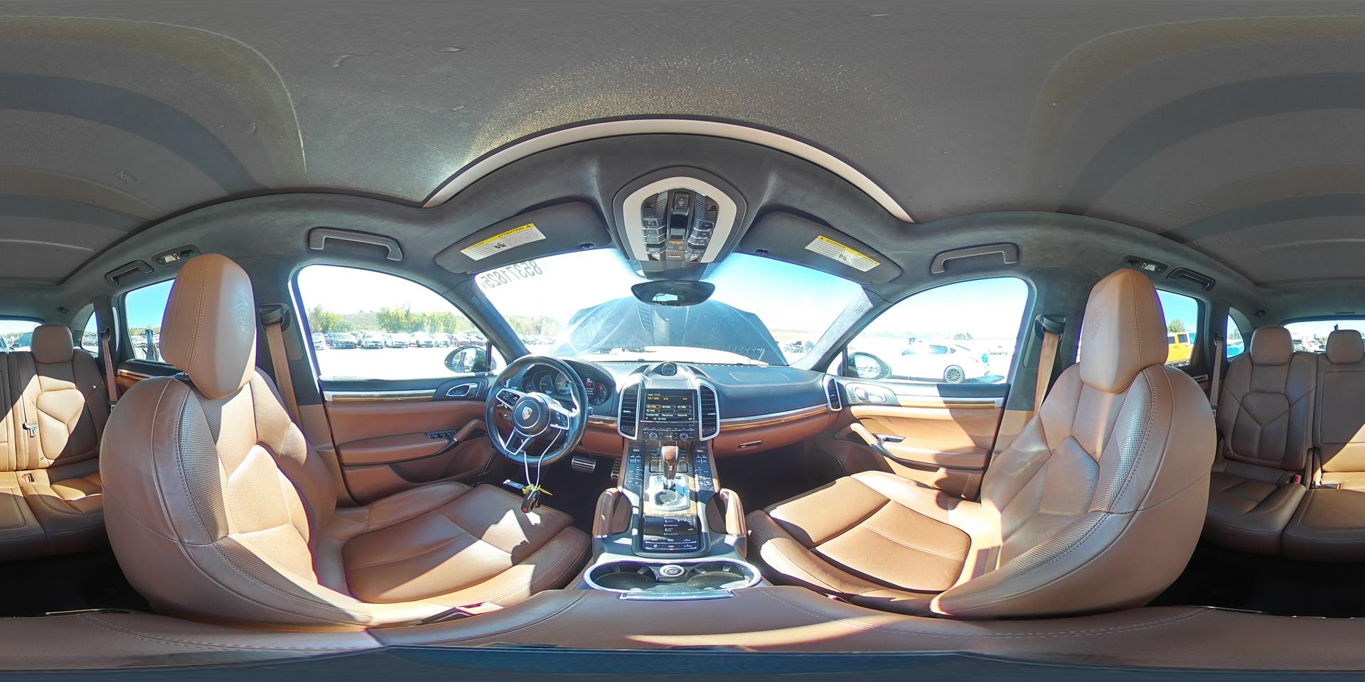 2016 PORSCHE CAYENNE