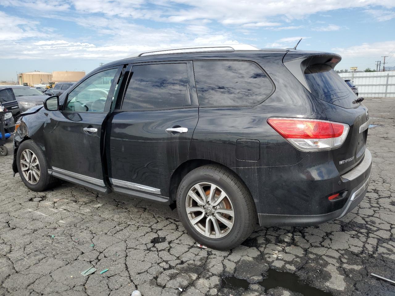 2013 NISSAN PATHFINDER