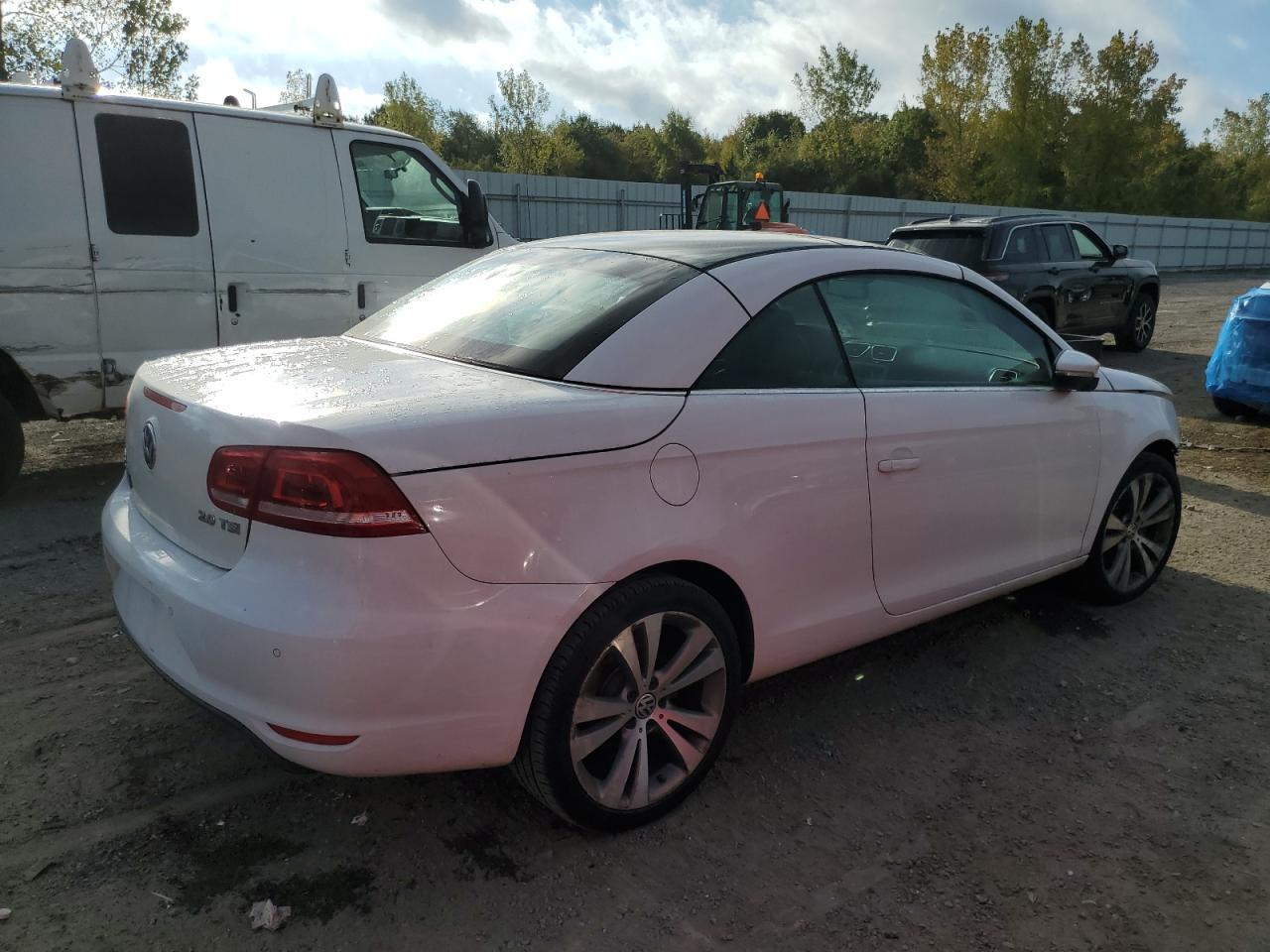 2013 VOLKSWAGEN EOS