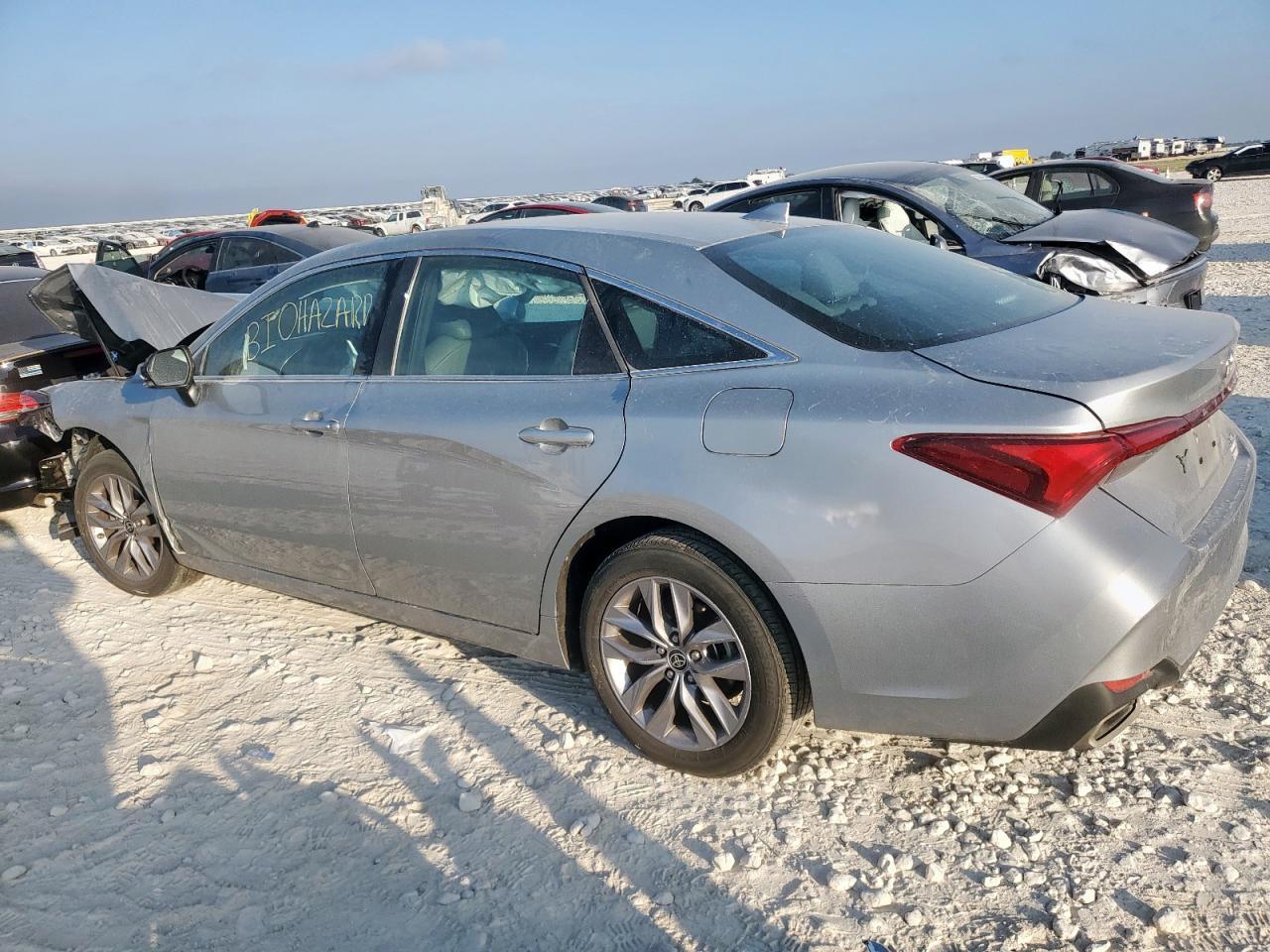 2021 TOYOTA Avalon