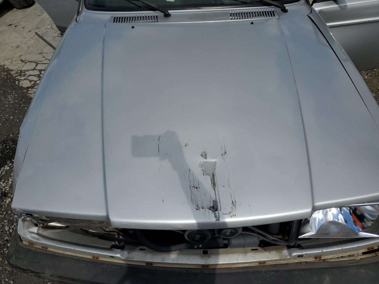 1989 VOLVO 244