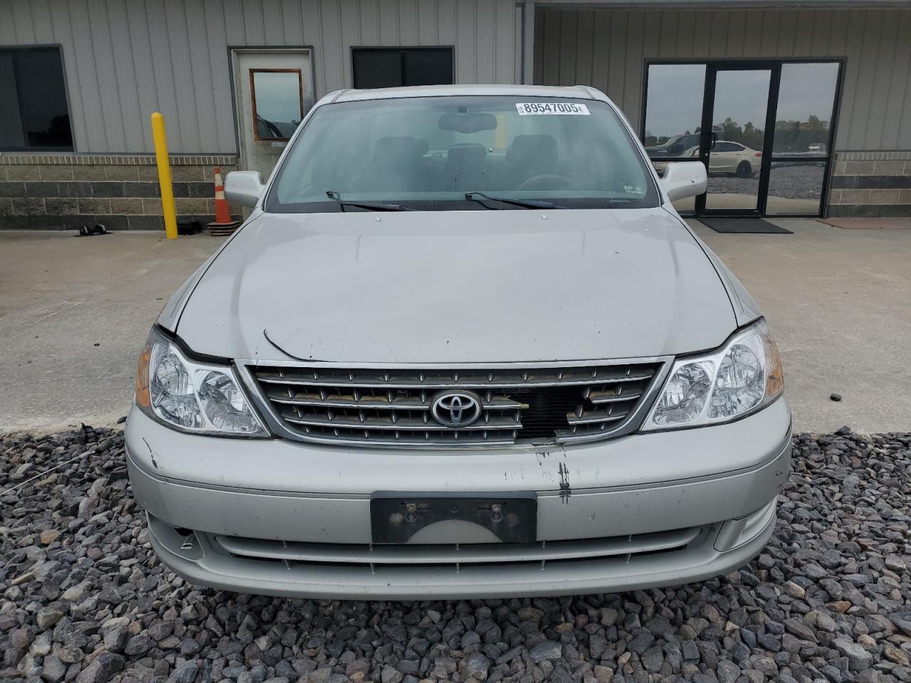 2004 TOYOTA Avalon
