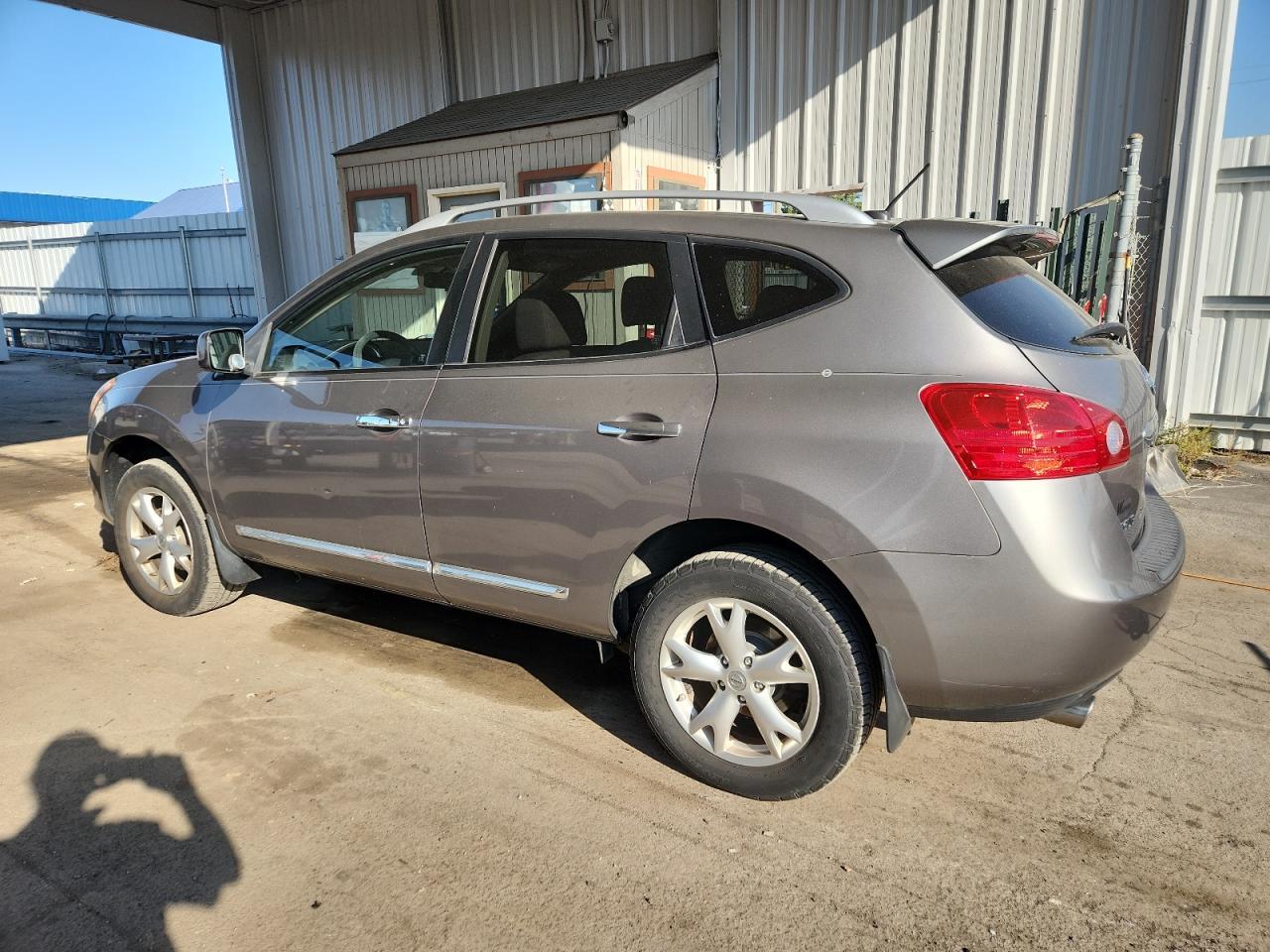 2011 NISSAN ROGUE
