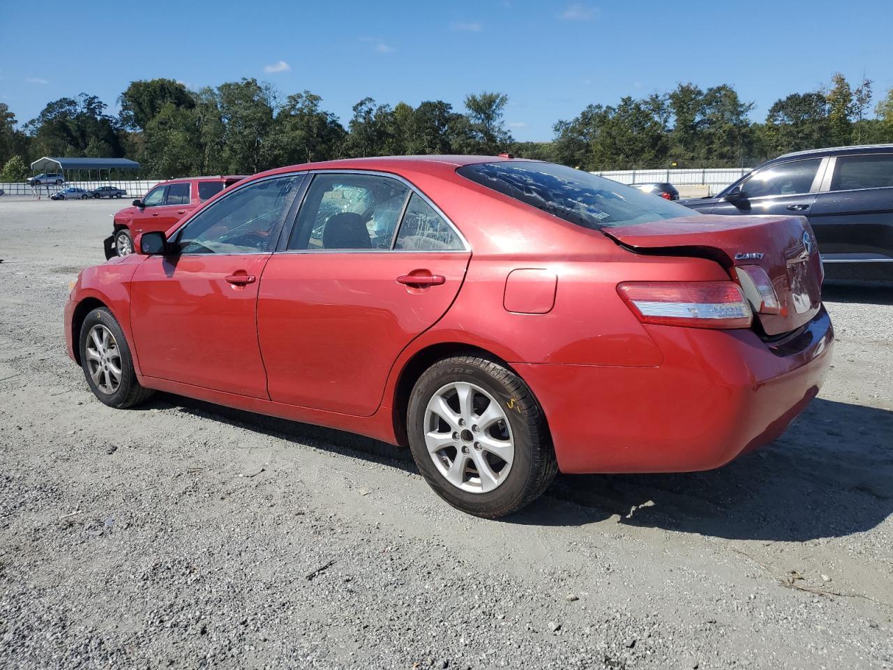 2011 TOYOTA CAMRY