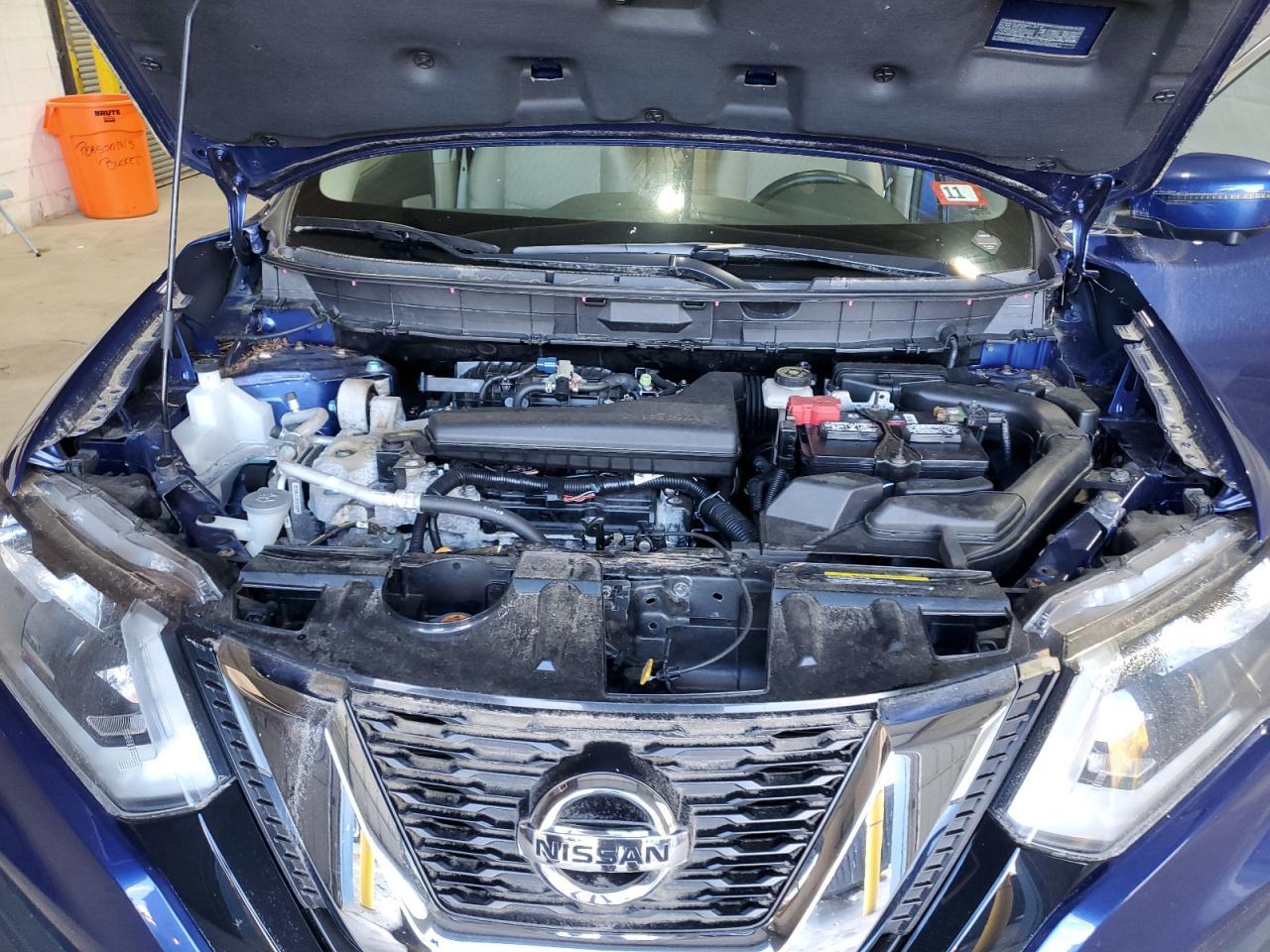 2017 NISSAN ROGUE