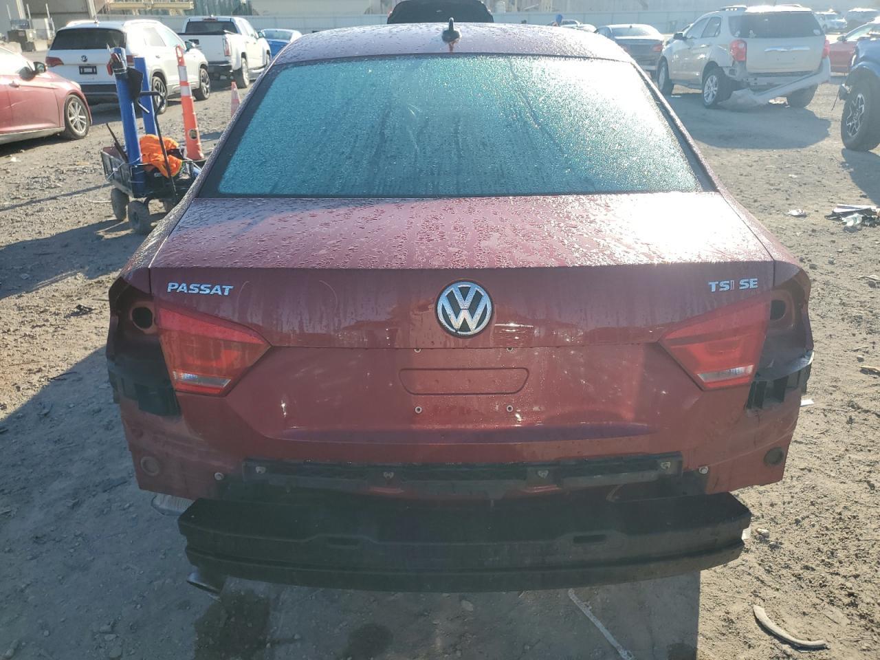 2015 VOLKSWAGEN Passat