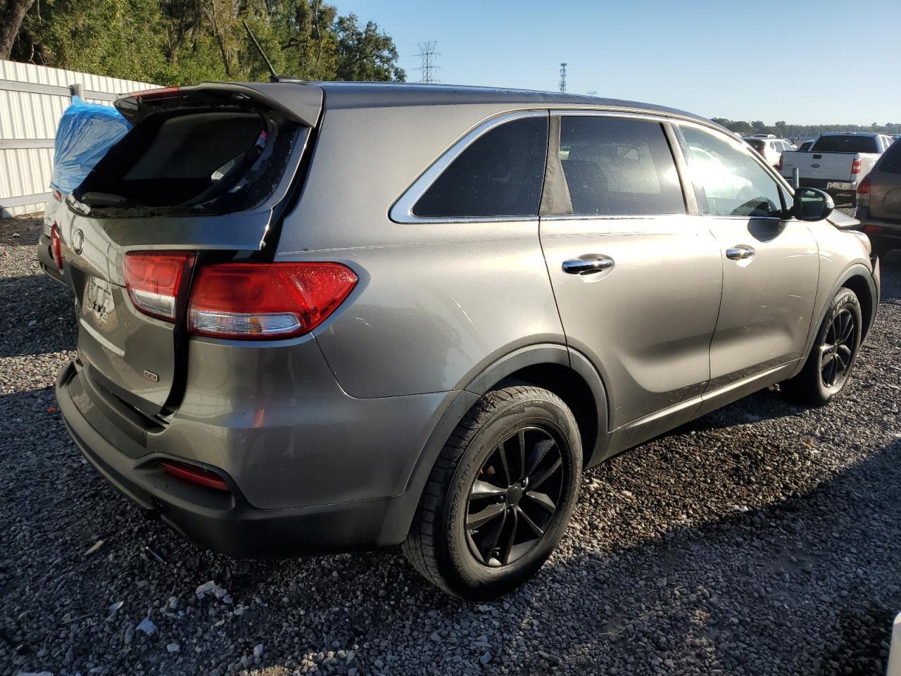 2016 KIA SORENTO