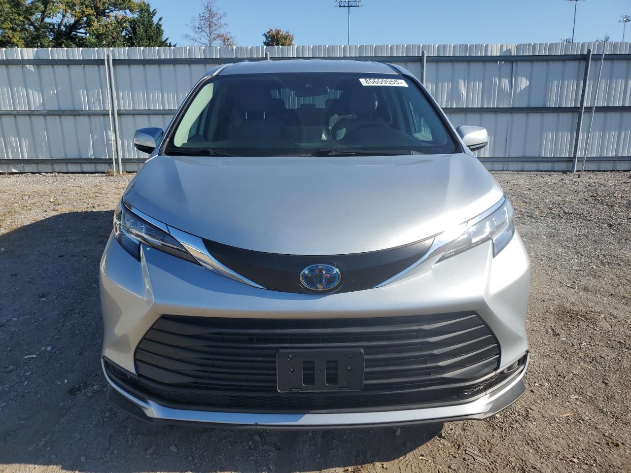 2022 TOYOTA SIENNA