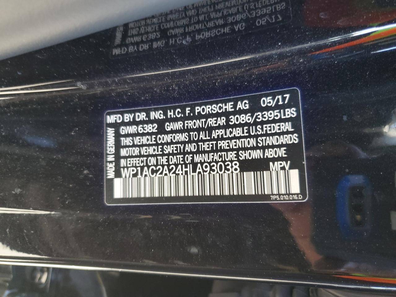 2017 PORSCHE CAYENNE