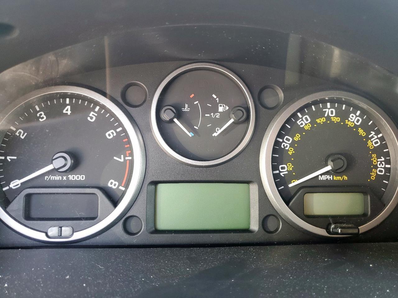 2011 LAND ROVER LR2