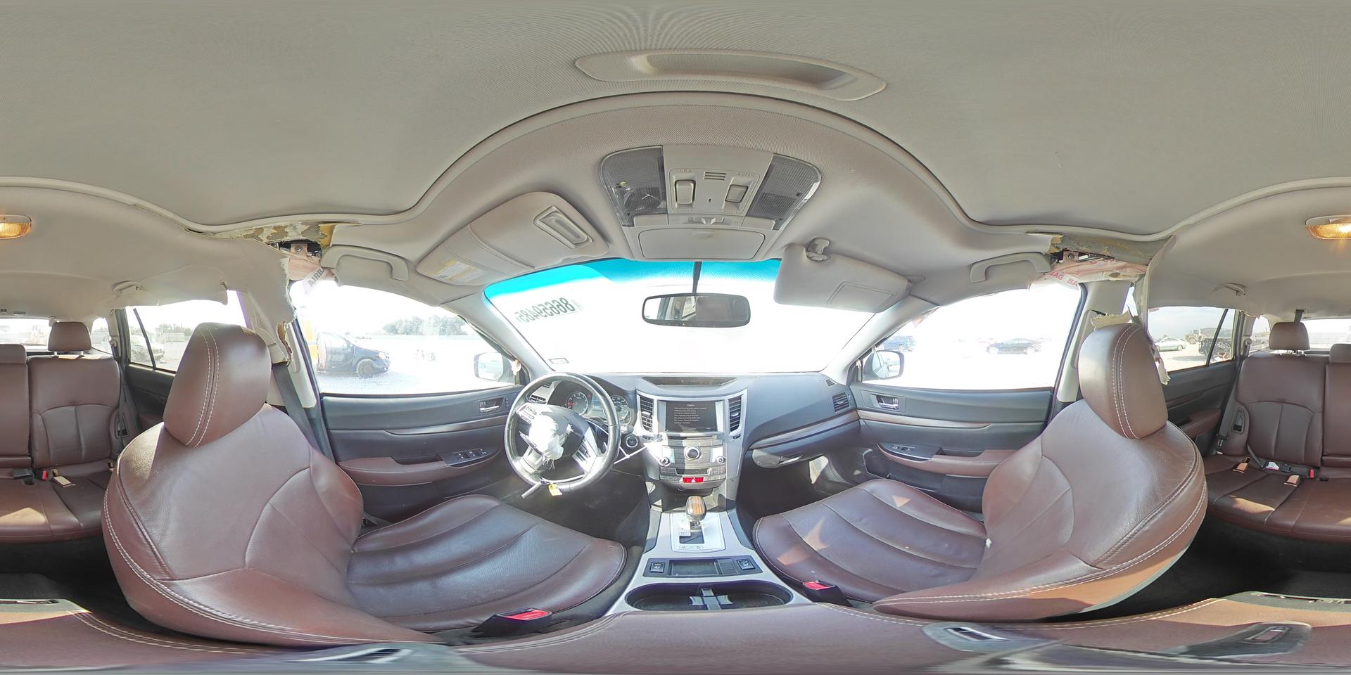 2013 SUBARU Outback