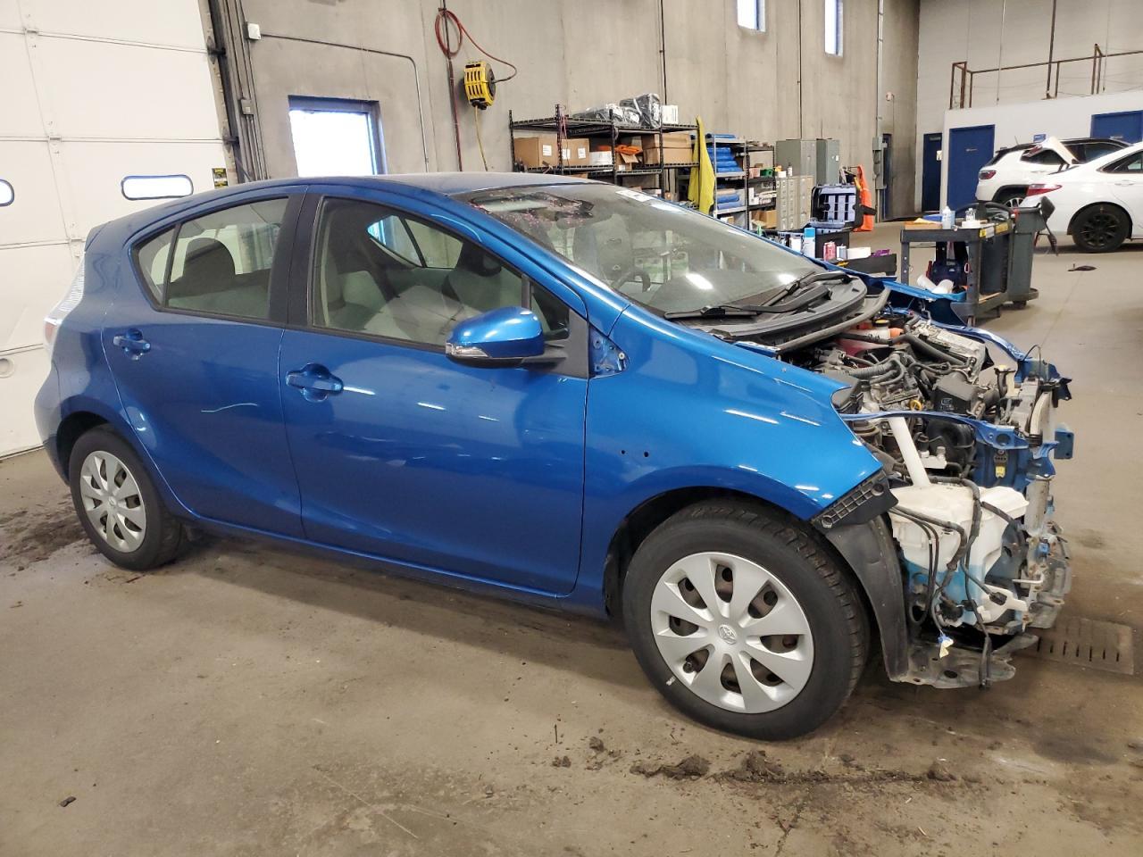2014 TOYOTA Prius c