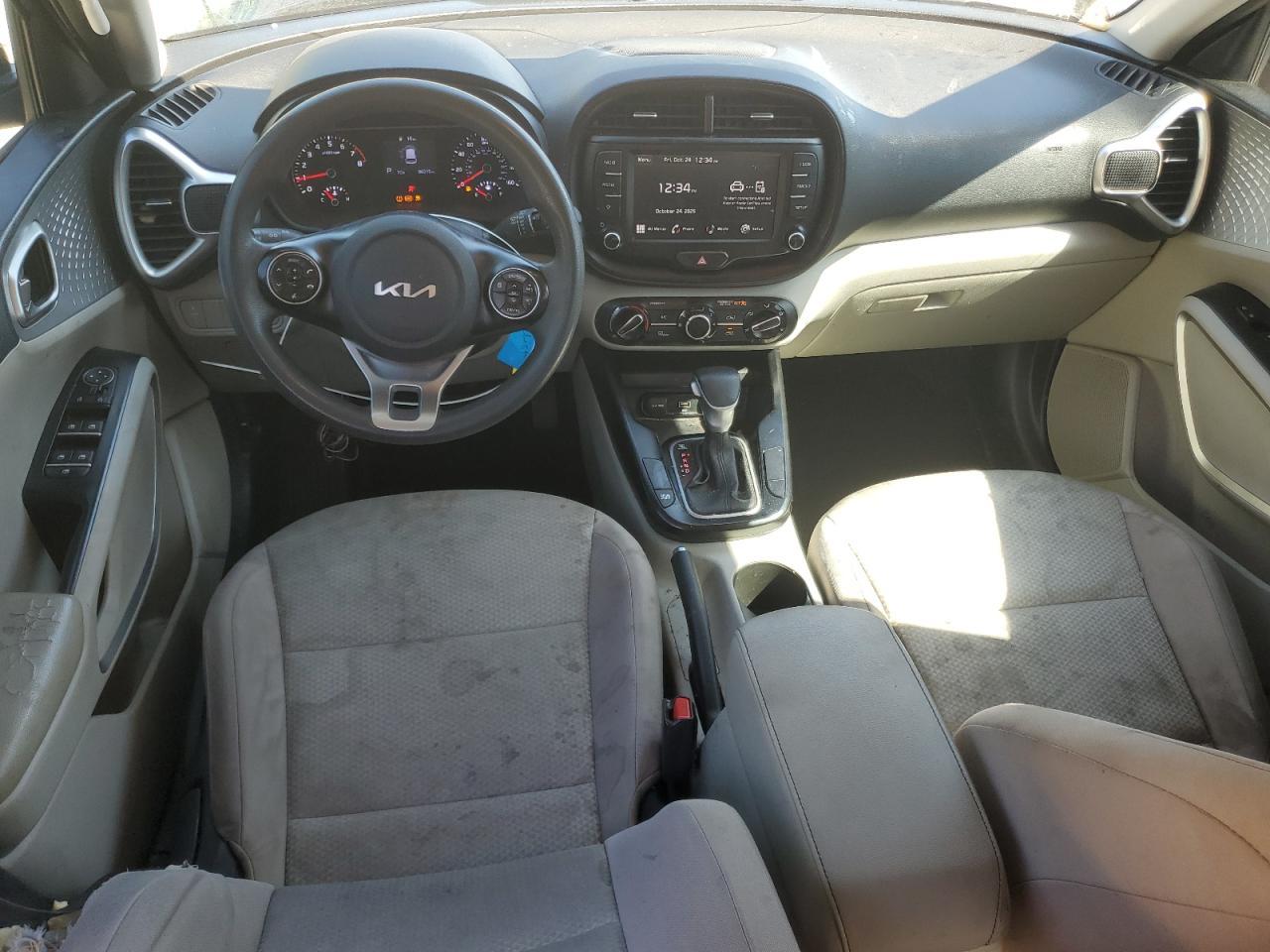 2022 KIA SOUL