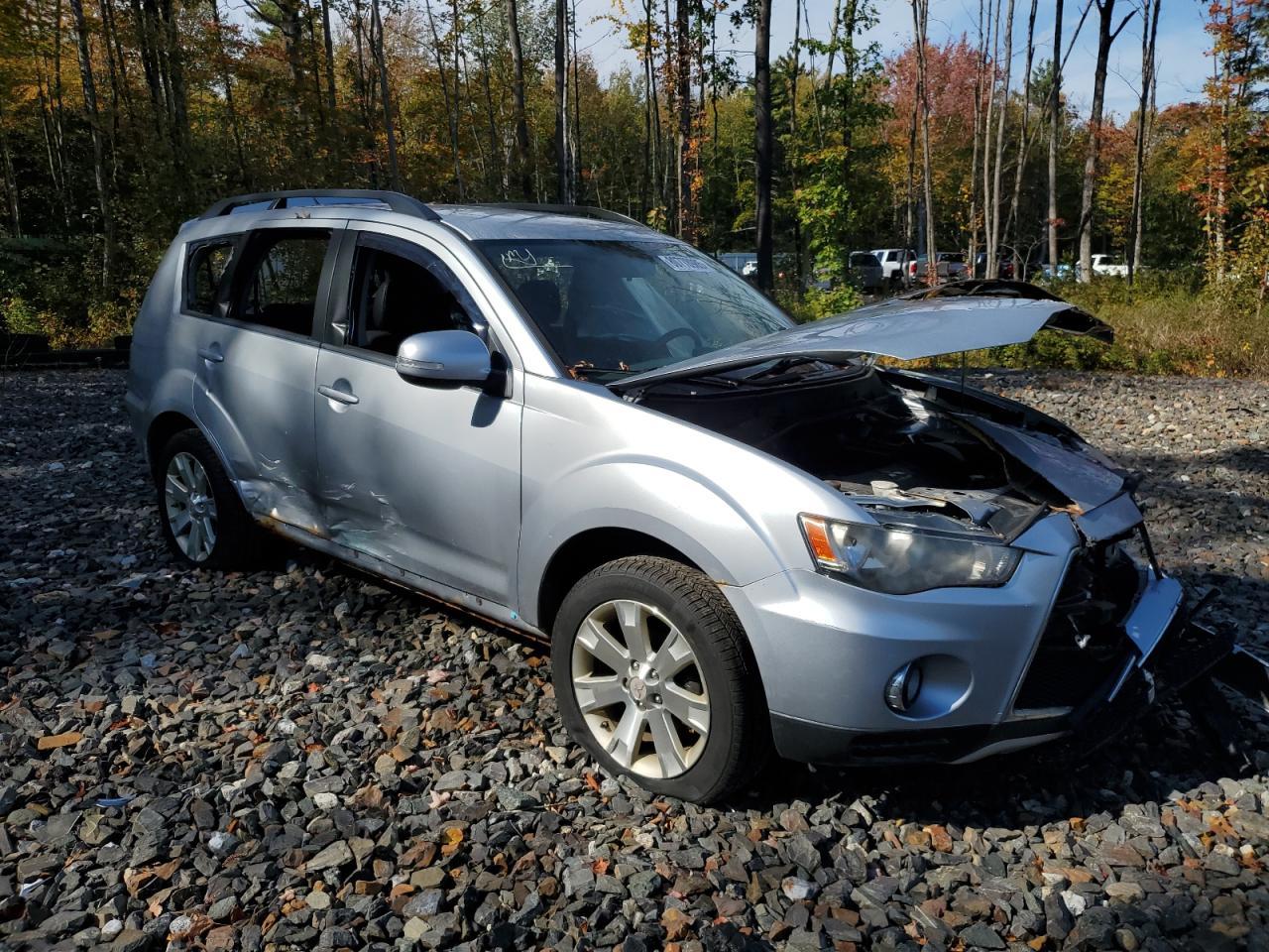 2011 MITSUBISHI outlander